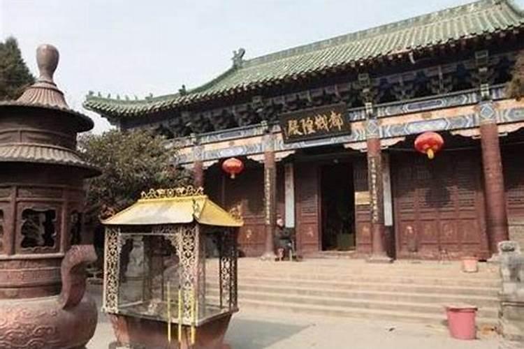 关羽为什么要大意而失荆州？