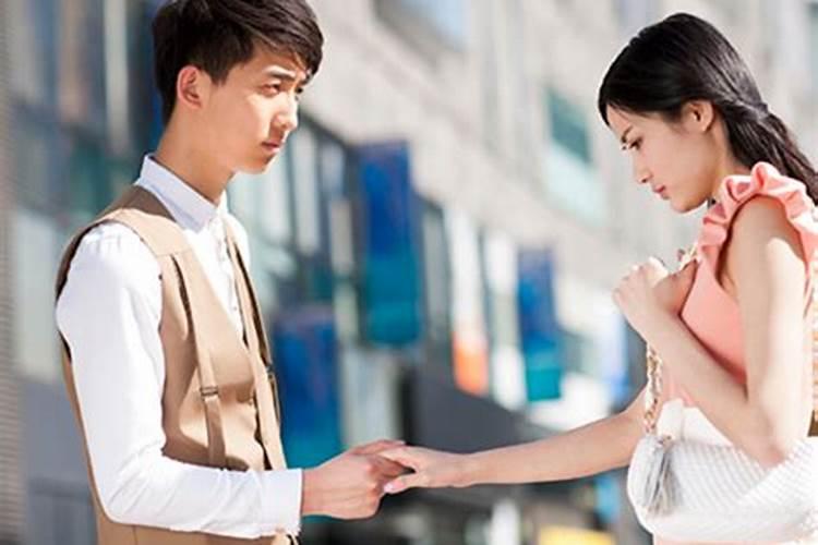 梦见自己老婆被别人吻的预兆