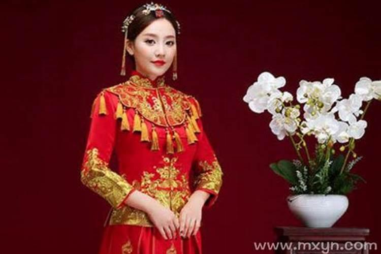 梦见自己穿红色嫁衣是什么意思
