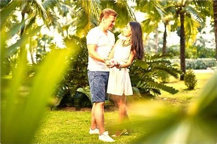 梦见未离婚的妻子回来又走