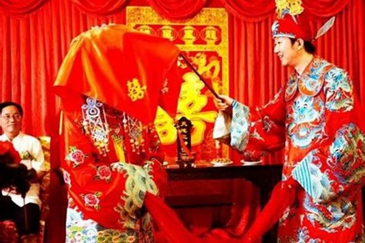 梦见自己试穿妹妹婚纱的预兆