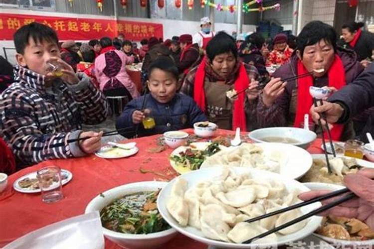 过年吃饺子的风俗是怎么来的？