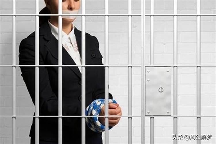 梦见自己骑摩托车出车祸去世了