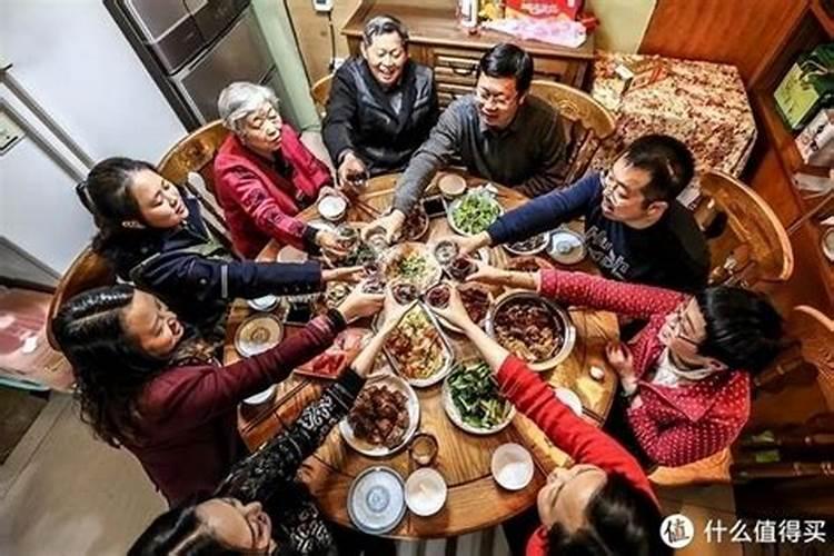 为什么夫妻回娘家或者去亲戚家不能同睡一间房？晦气吗？