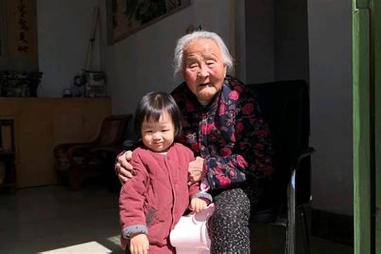 梦见死去的姥爷在我家住了一夜的预兆
