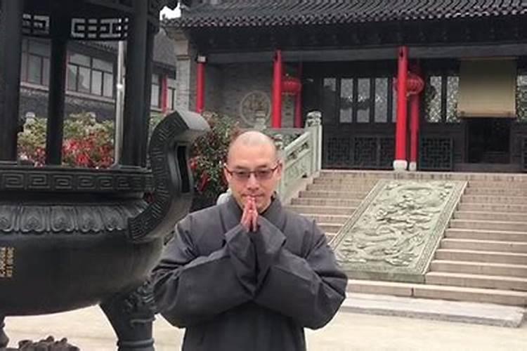 ...还有九华山的方丈打电话说给我做法,真的假的？