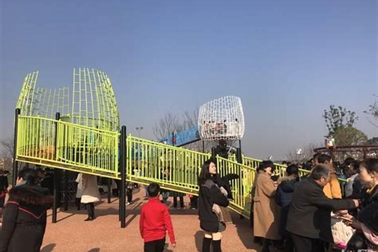 义乌哪些人气火爆的步行街值得一逛？