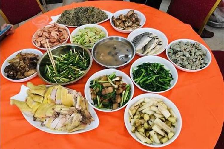 郑州春节习俗,不要太长,也不要太短而且要详细。急急急急急急急急急急...