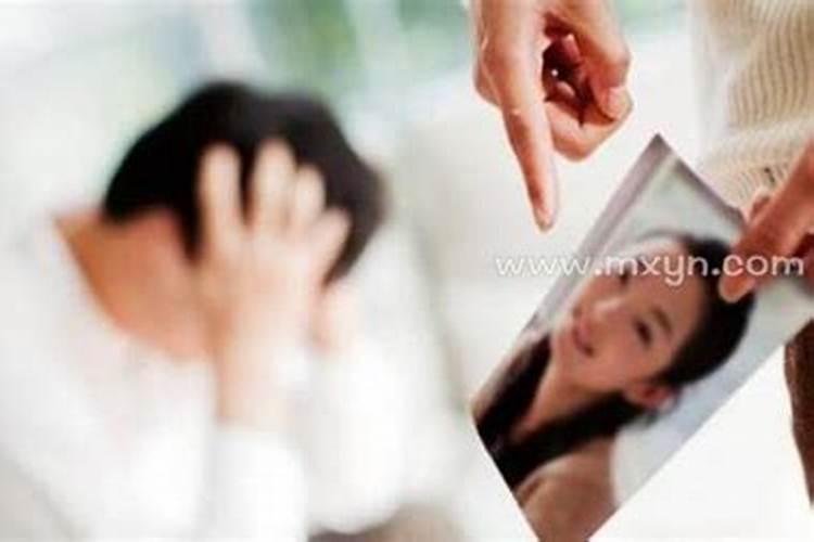 梦见我我老公和亲表妹暖味的预兆