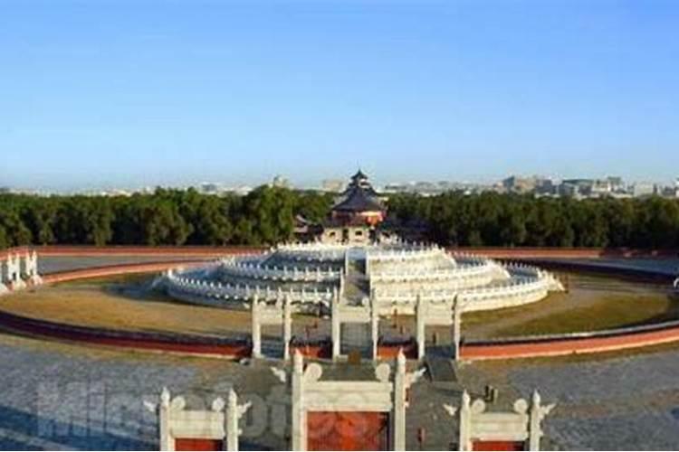 北京天坛举行祭天礼仪的地方是