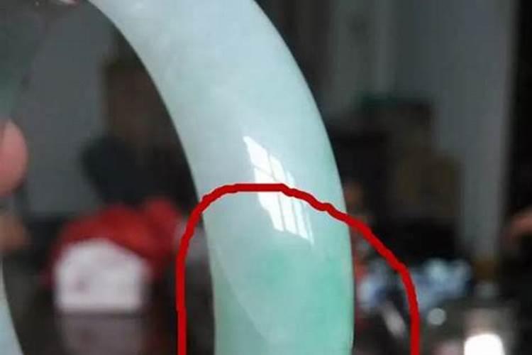 玉手镯有裂纹可以戴吗 会不吉利