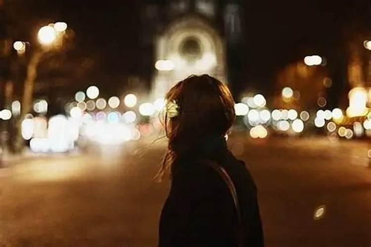 梦见爱人和别的女人在一起