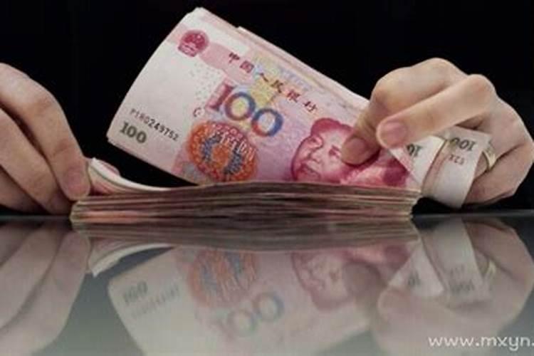 龙舟竞渡这一活动的起因 端午节赛龙舟的由来与寓意