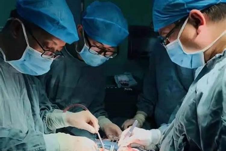 意外死亡的人多长时间去庙里操度？