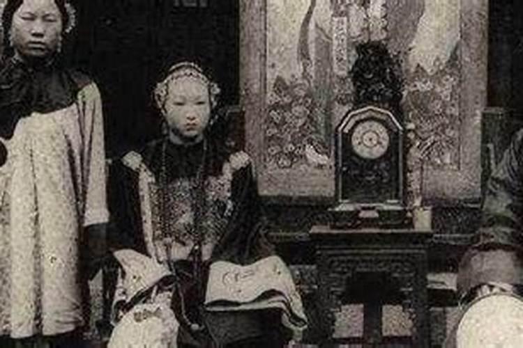 梦见死去的姥姥是什么意思？