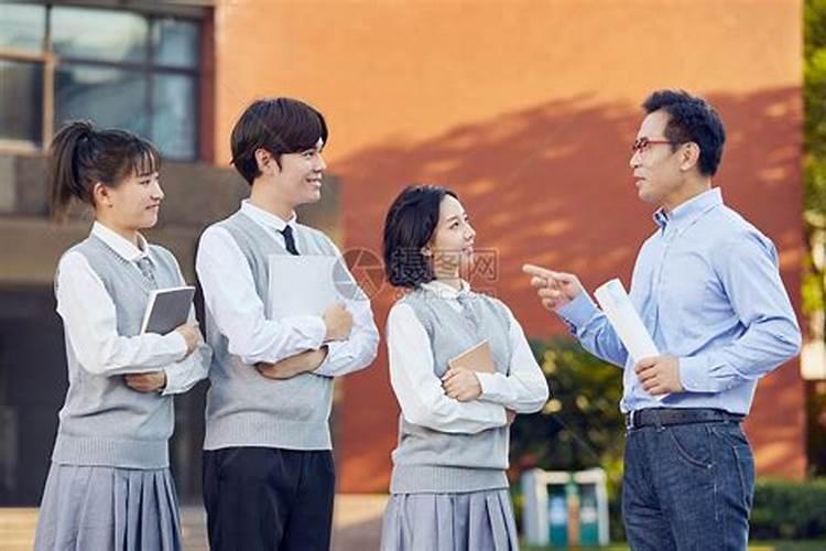 关于梦见老师的周公解梦