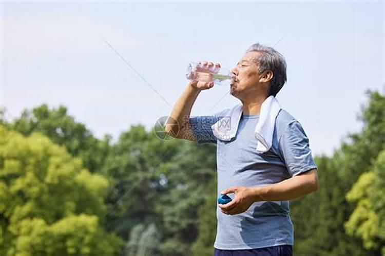 梦见死人要喝饮料的预兆