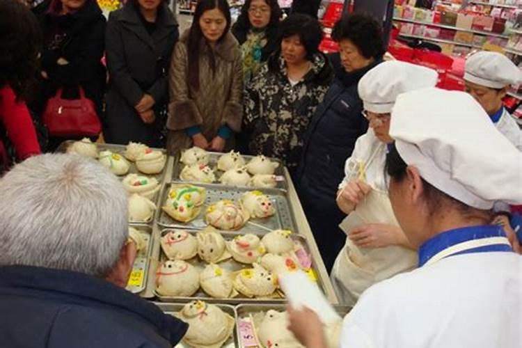 过年不关灯是什么意思