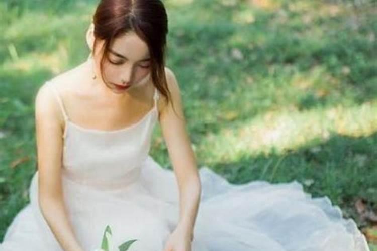 男人梦见女情人什么意思 男人梦见女情人什么征兆