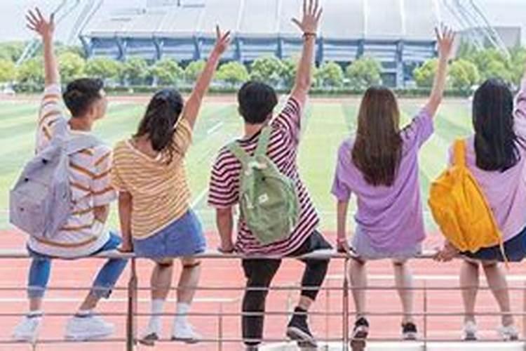 立春的民间风俗吃什么