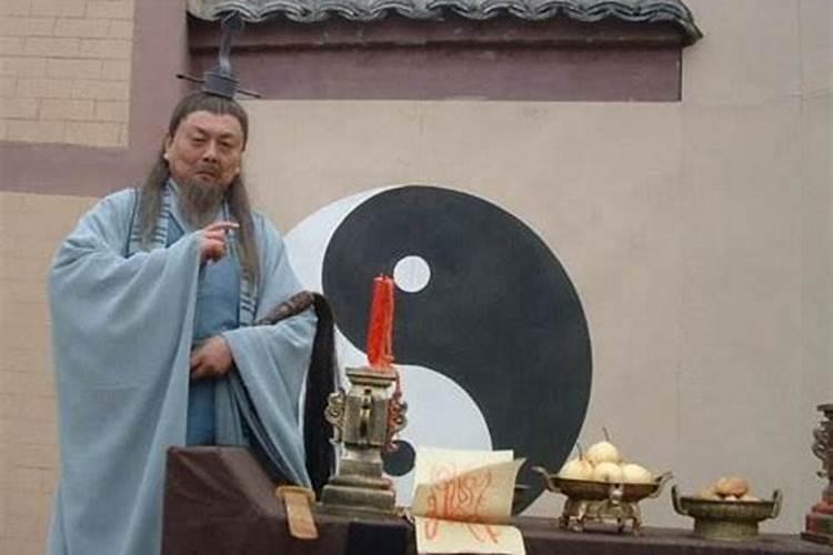 算命的说我男朋友结婚后会出轨我俩还会分居,真的准吗