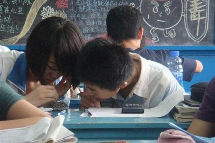 为什么我经常会做些奇怪的梦