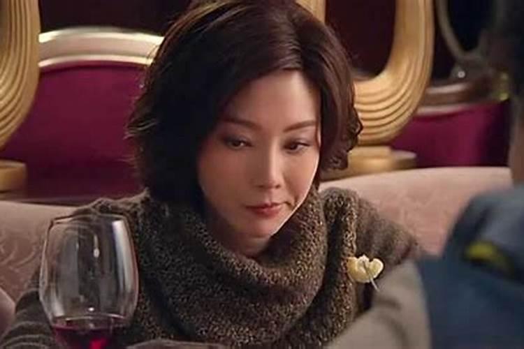 继杨幂、赵丽颖后,杨颖也官宣离婚,“85”花为何婚姻不顺？