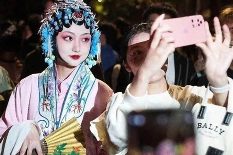 万圣节是鬼节吗 是哪个国家的风俗今日头条