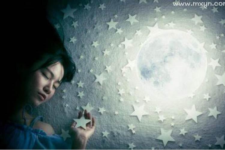 梦见了自己追了很久的女生