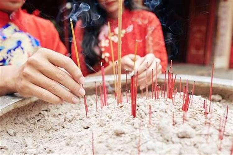 元宵节上坟的寓意