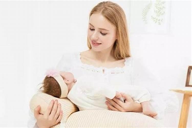 梦见朋友生孩子我在抱小孩的预兆
