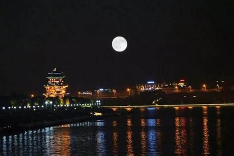 中秋节是哪天