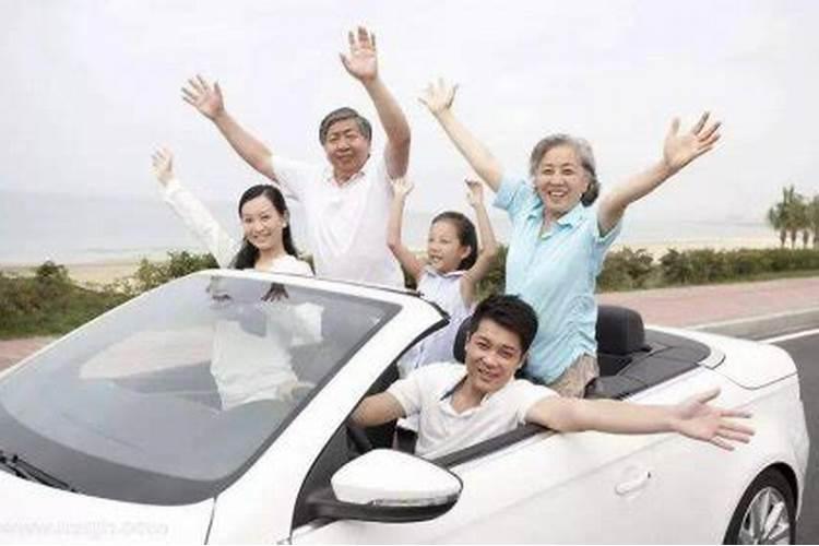 梦见跟妈妈出远门没去成