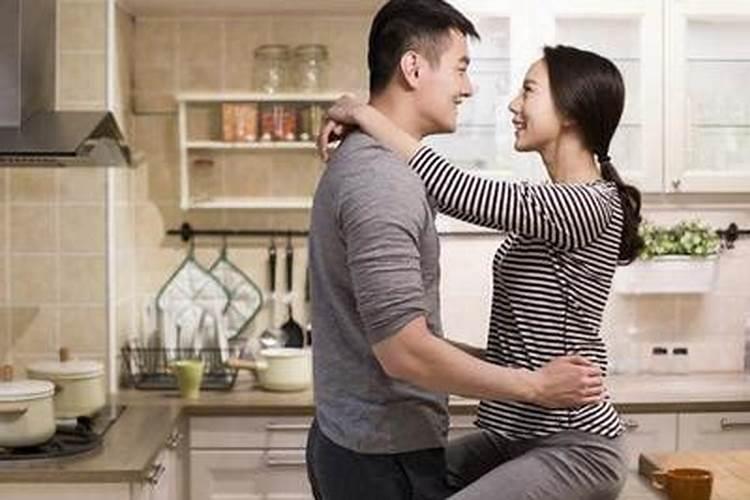 婚前同居属于违法行为吗