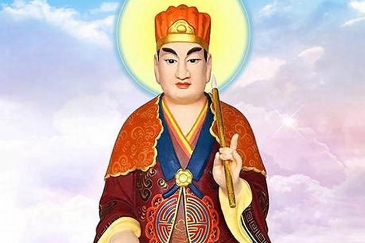 请问在太岁庙里请的太岁神像可以佩带或者放在身上吗？