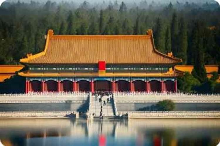 梦见奔腾的马的预兆