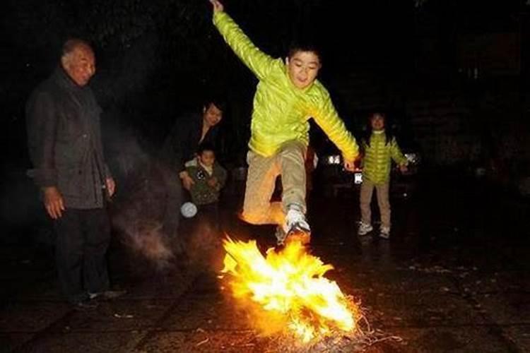 主家族有哪些风俗