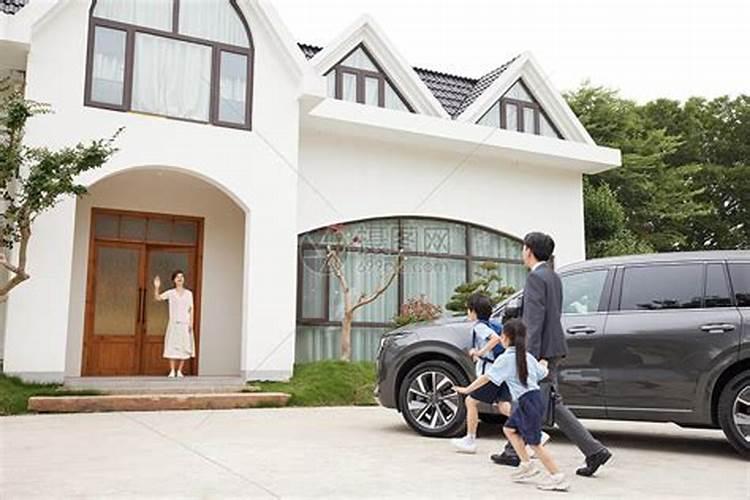 梦见儿子儿女忍和我一起开车回家被查住不让走？