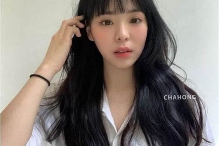 额头高的女人命不好？