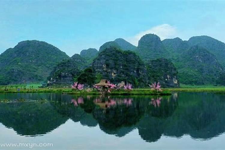 梦见旅游景点风景很美  梦见景点旅游是什么意思