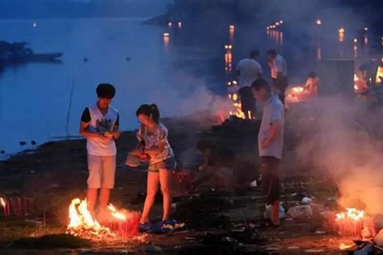 我们过什么传统节日？