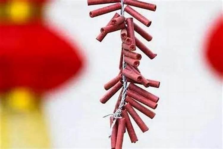 梦见上坟烧香放鞭炮