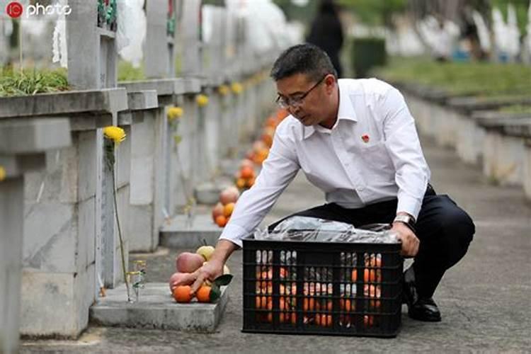 冬至上坟时有三样东西不要上