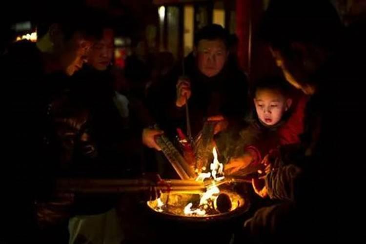 小年夜祭祖还是大年夜祭祖 小年夜可以祭祖吗