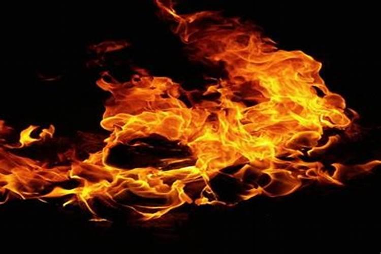 梦见火爆炸是什么意思