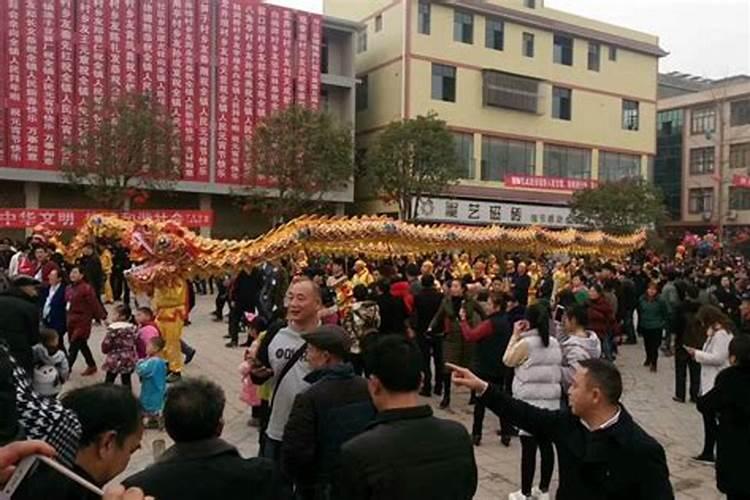 东北有什么风俗啊？具体一点!