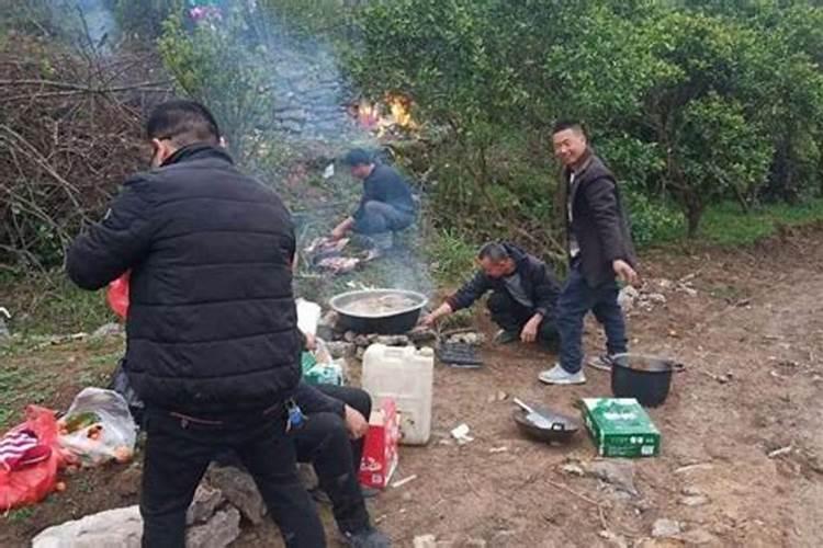 清明节扫墓先去爷爷坟还是父亲坟清明节上坟先上父亲还是先上爷爷百度...