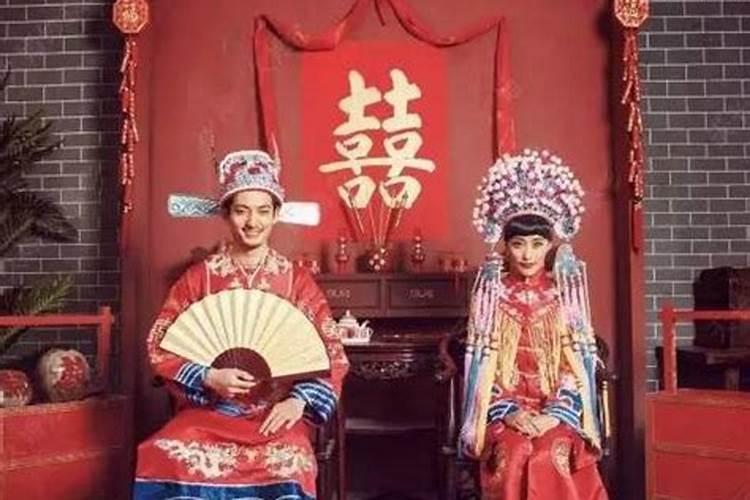 梦见蟒蛇和老虎的预兆