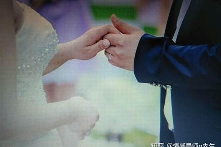 中美两国追思先人的习俗:从清明节到美国版“烧纸”