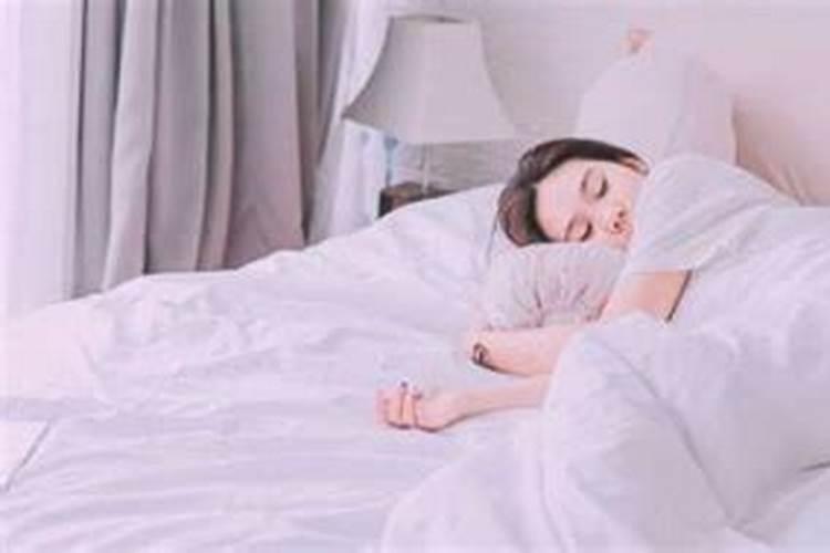 梦见死人生病是什么兆头,梦见已故亲人生病难受